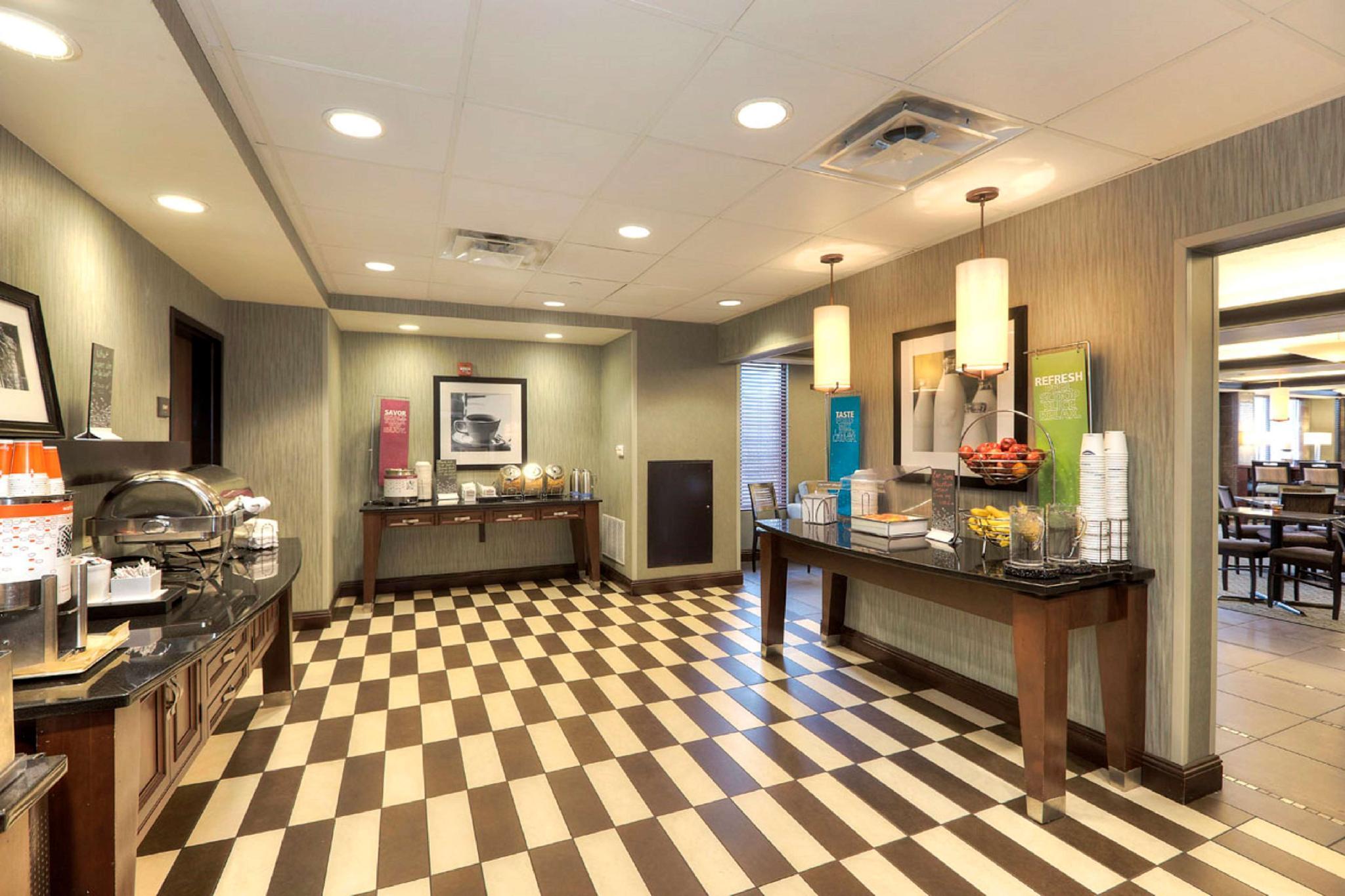 Hampton Inn Traverse City Zewnętrze zdjęcie