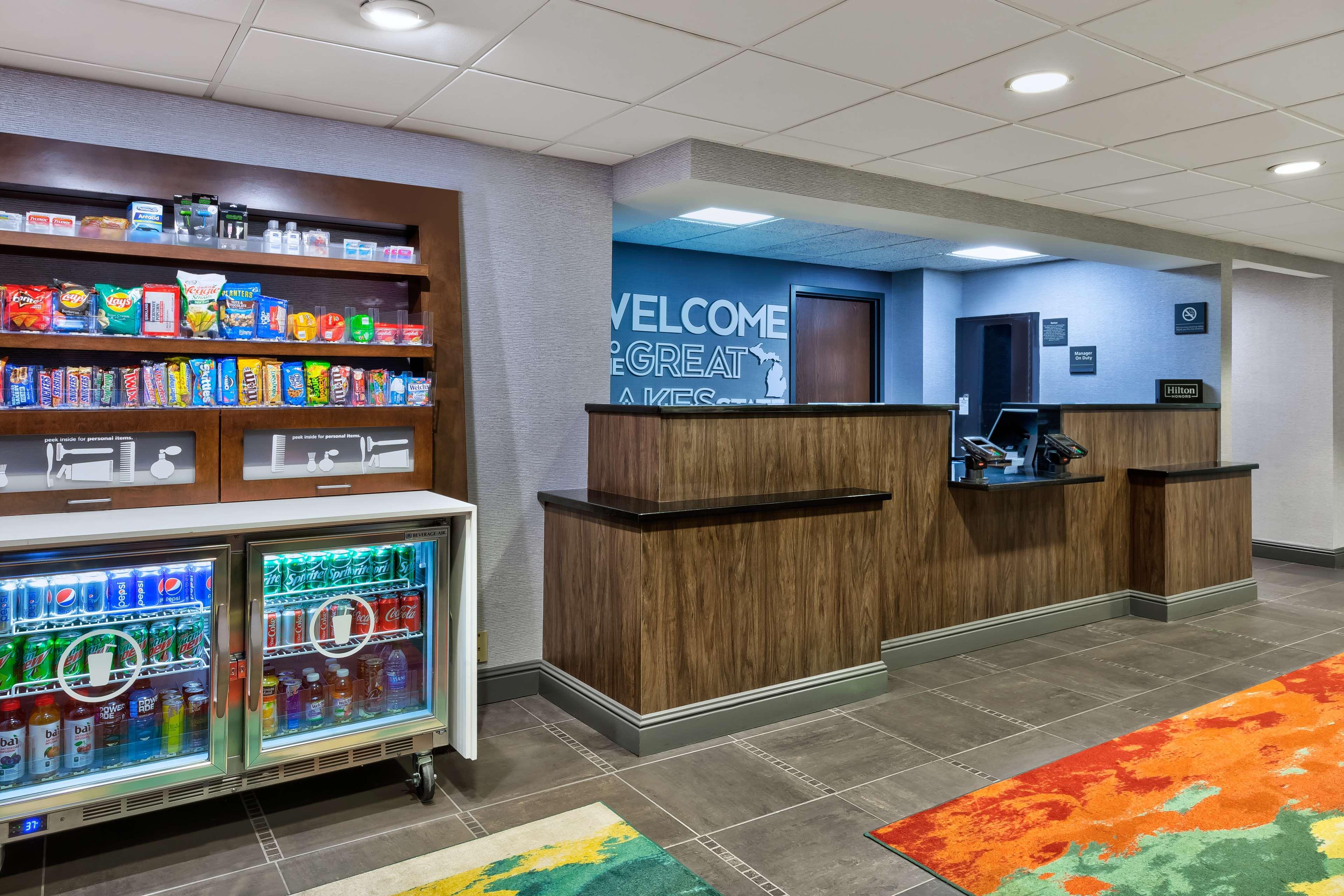 Hampton Inn Traverse City Zewnętrze zdjęcie