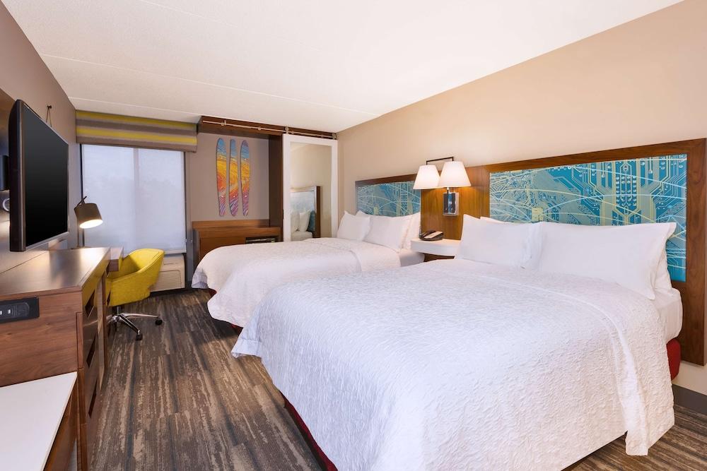 Hampton Inn Traverse City Zewnętrze zdjęcie