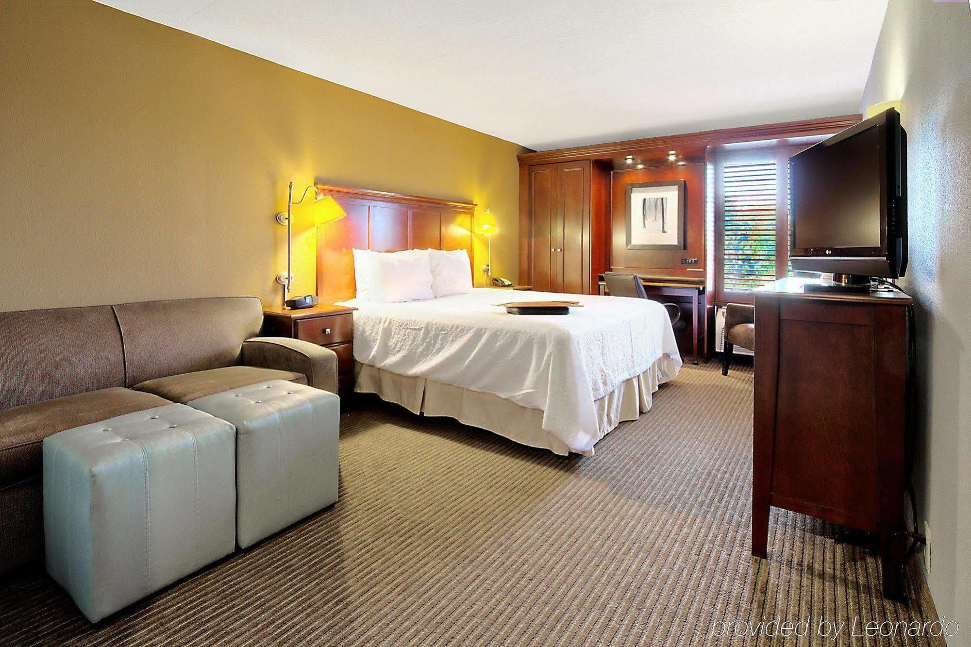 Hampton Inn Traverse City Zewnętrze zdjęcie