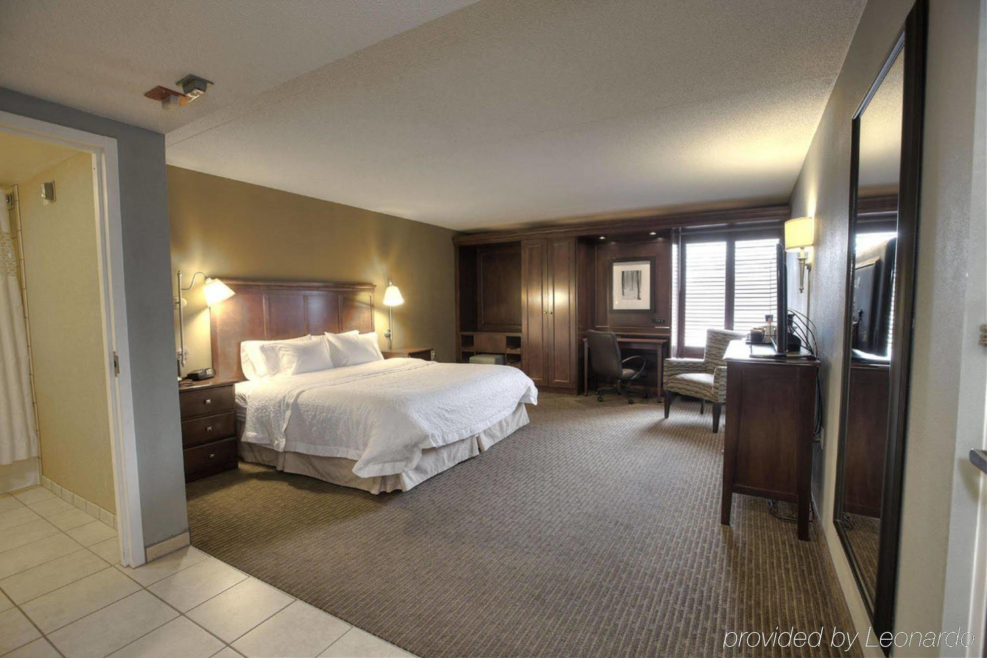 Hampton Inn Traverse City Zewnętrze zdjęcie