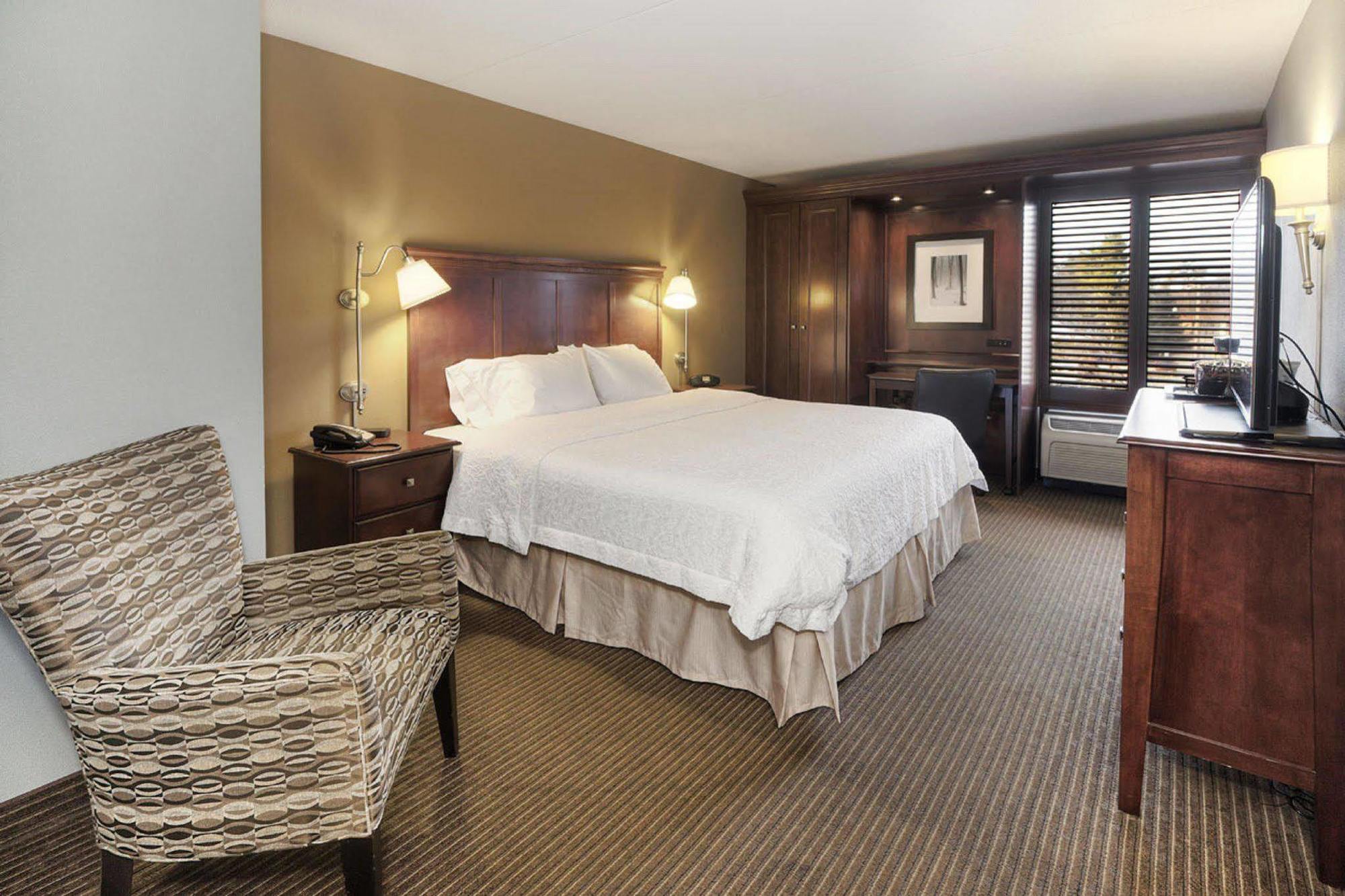 Hampton Inn Traverse City Zewnętrze zdjęcie