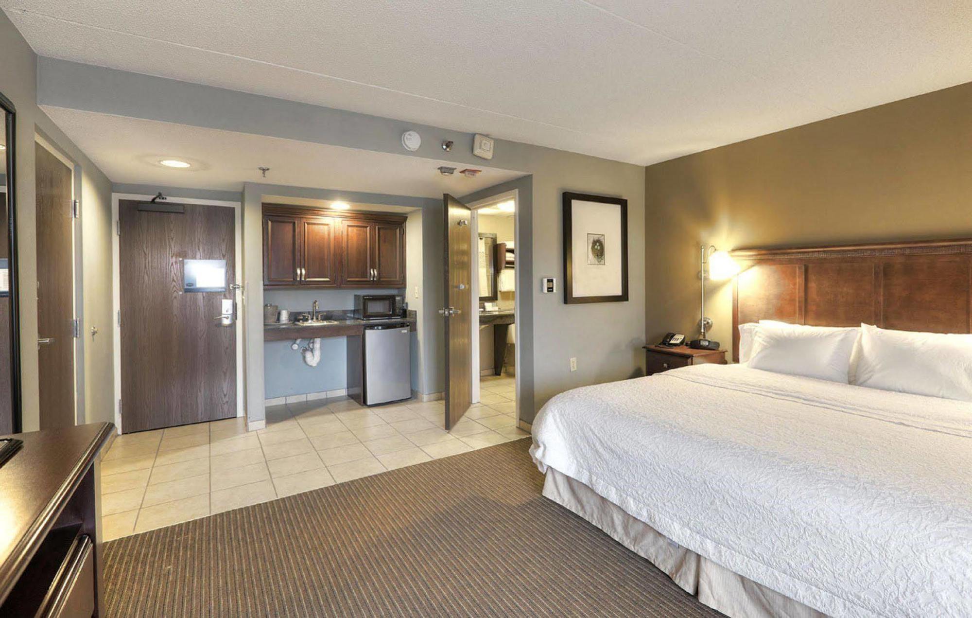 Hampton Inn Traverse City Zewnętrze zdjęcie